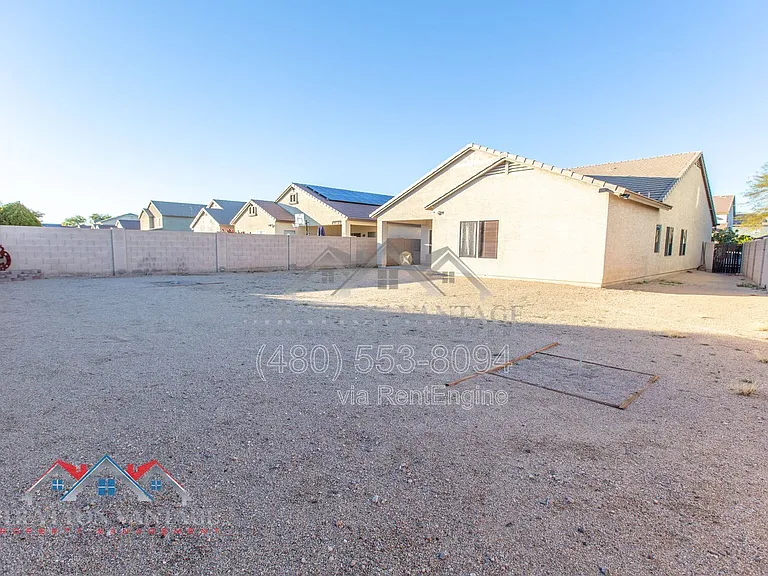 11751 W Daley Ln — Photo 42