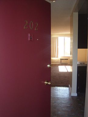 2nd image of 1910 N Marianna Ave APT 202