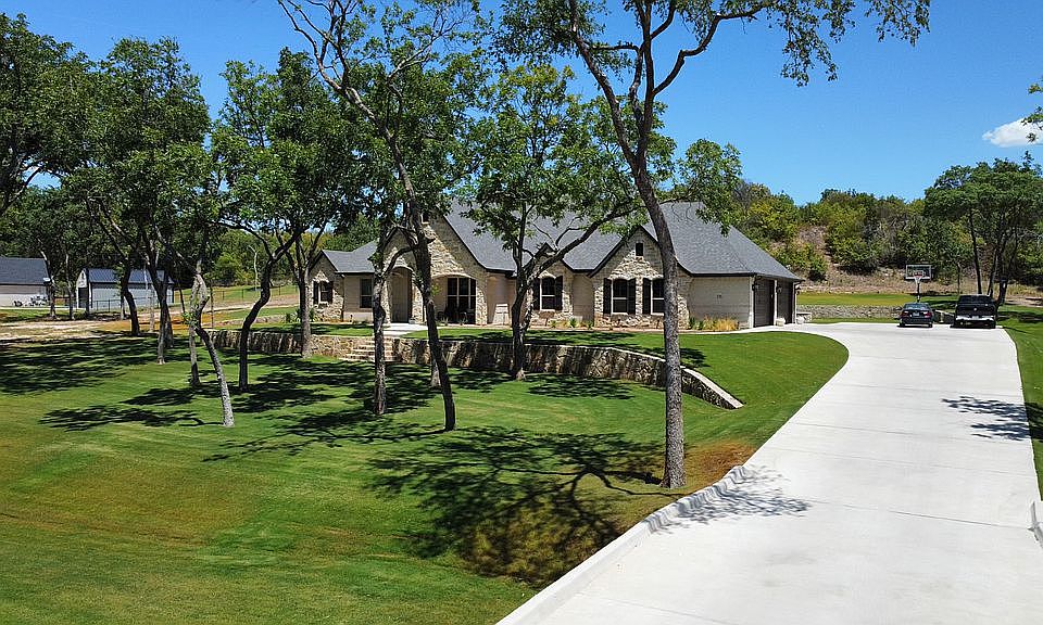 1st image of 536 Echo Glade Ct