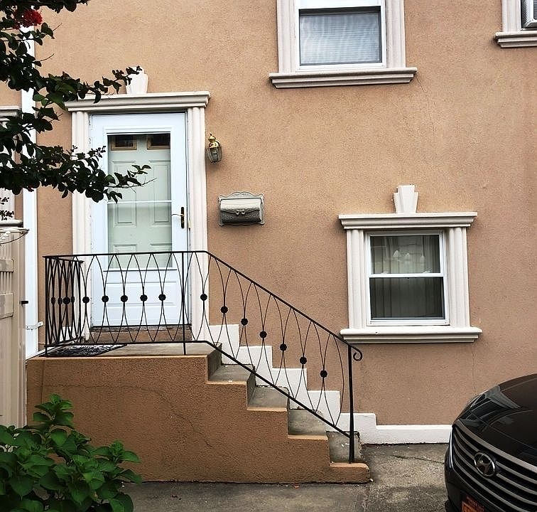 1st image of 20804 15th Dr #1
