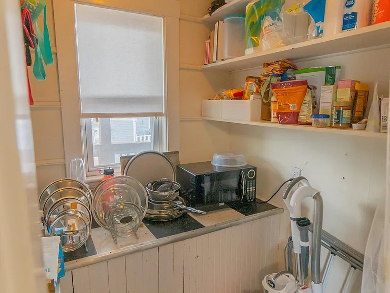 40 Easton St #3 — Photo 28