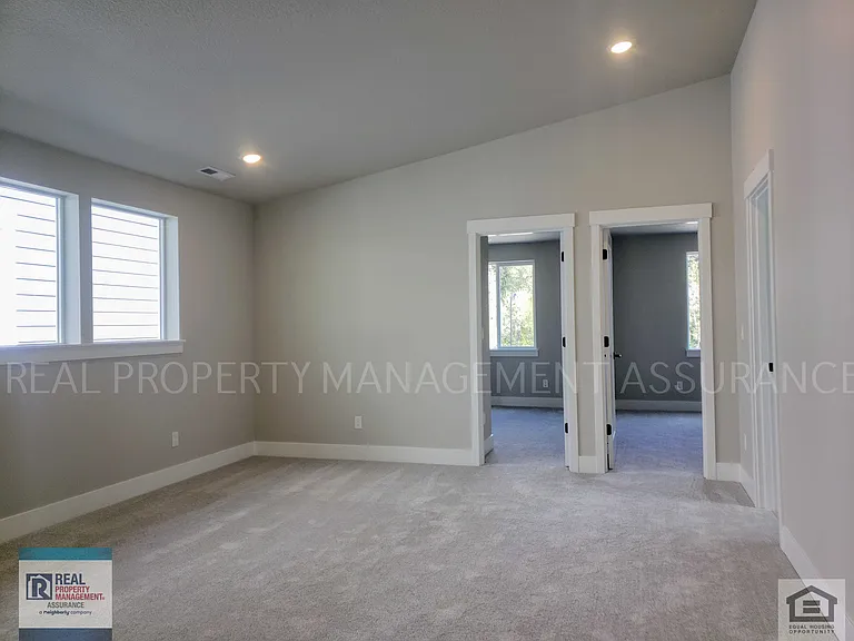 7365 SE Benedict St — Photo 51