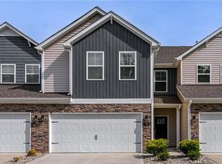 708 Riley Ln, Greensboro, NC 27455
