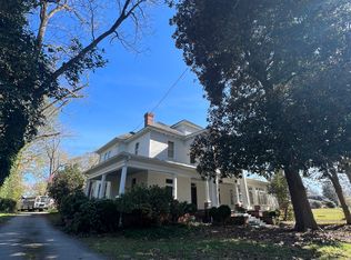 108 N Broad St, Bowman, GA 30624