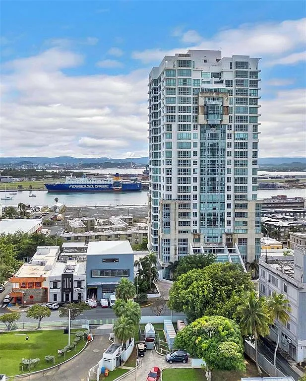 1 bed, 2.0 bath, 1126 sqft, $4,500 — Photo 1