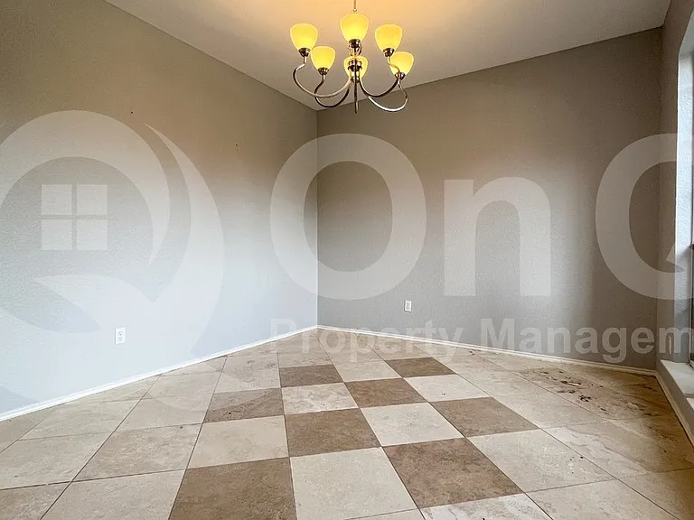 4205 Holly Dr — Photo 12