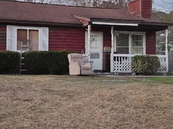 124 Traders Station Rd, Summerville, SC 29486