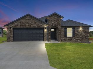 924 Tracy Ln, Mount Vernon, MO 65712