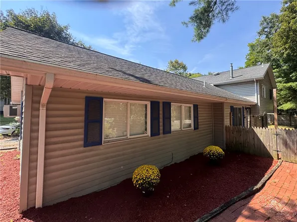 530 Spruce Run Rd, Pittsburgh, PA 15202