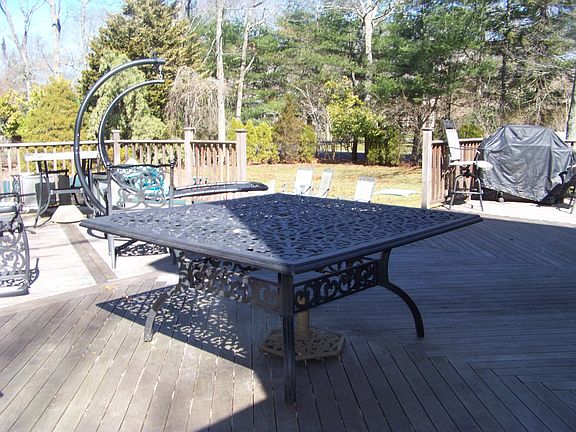 2nd image of 2 Kennedy Dr