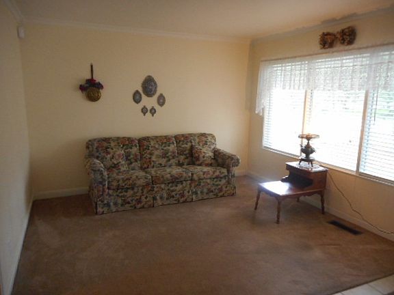2nd image of 153 Benton Ave