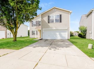 6714 Waverhill Dr, Indianapolis, IN 46217