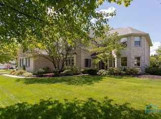 4611 Country Walk Ln, Sylvania, OH