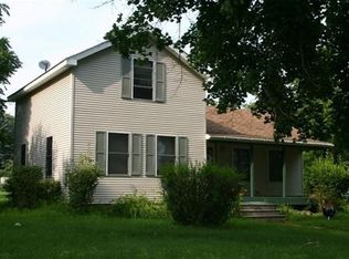 1016 W Wilson St, Princeton, WI 54968