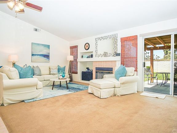 4th image of 220 Mescalita Ct