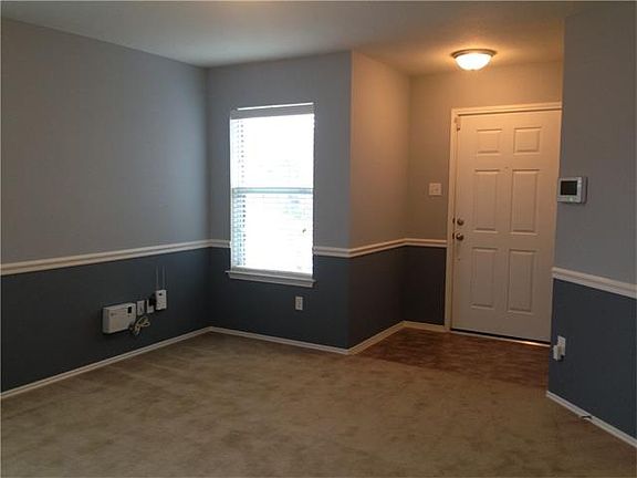 5th image of 100 Karen Hill Pl