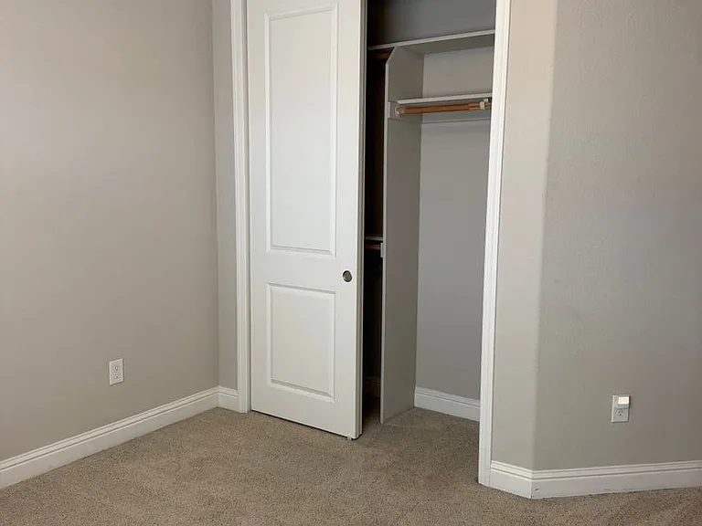 424 Sage Ct — Photo 9