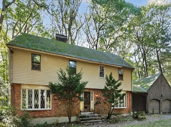 51 Charing Cross, Avon, CT 06001