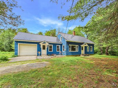 207 Pleasant Street, Mechanic Falls, ME, 04256