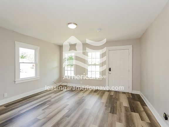 3-Living Room