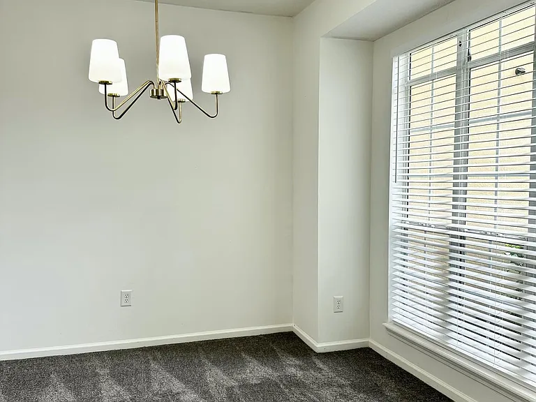 2298 Huckins Ct — Photo 3