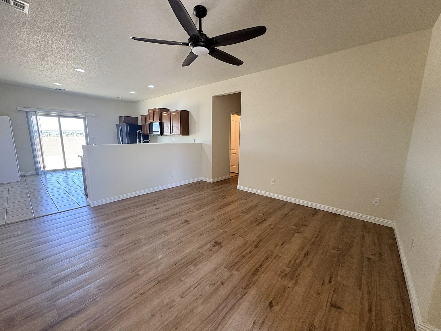 1 El Camino Loop Northwest - 1 — Photo 2