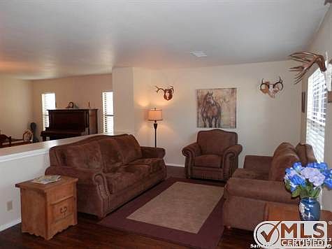 3rd image of 7010 Valmont Dr