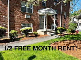 41 Kilby St #111, Woburn, MA 01801