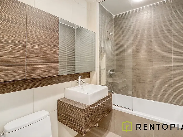 330 E 119th St #102B — Photo 8