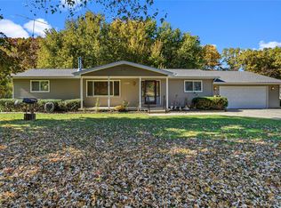 1749 Siesta Dr, Lapeer, MI 48446