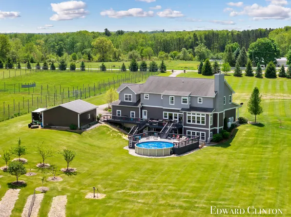3486 W Kroman Rd, Sheridan, MI 48884