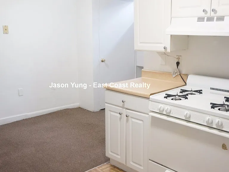238 Hemenway St #B6 — Photo 17