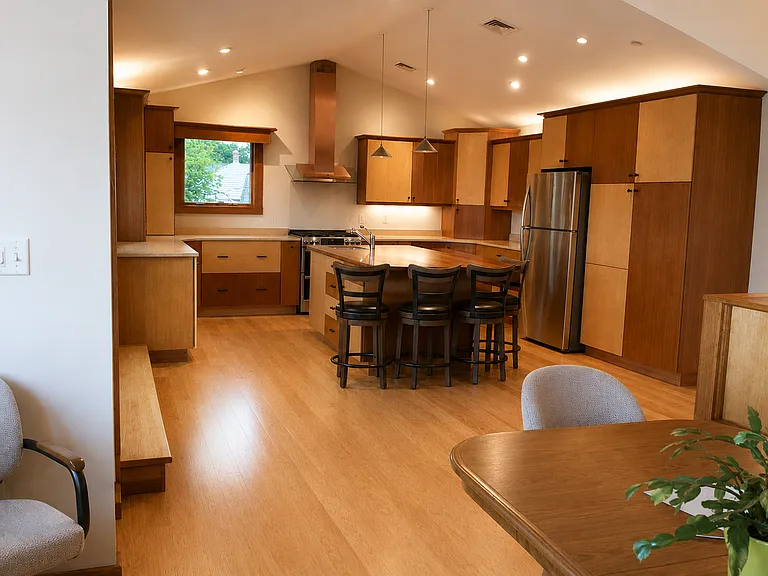 Dining area - Kitchen view