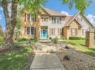 709 Lakeshore Dr, Tuscola, IL 61953