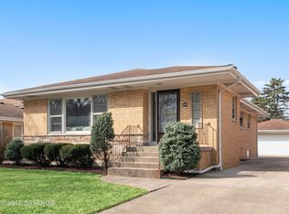 1618 Forest Rd, La Grange Park, IL 60526