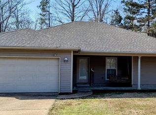 1021 Scarlett Ln, Bauxite, AR 72011