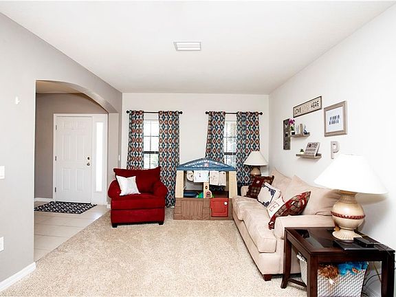 5th image of 14430 Alistar Manor Dr
