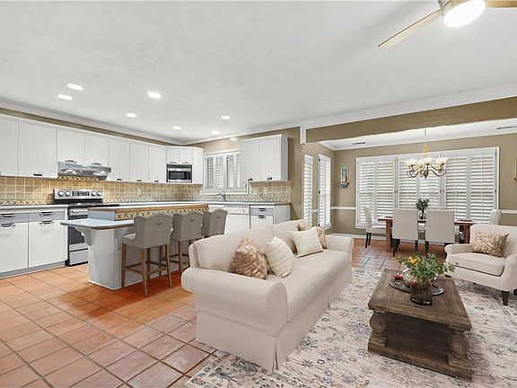 4th image of 1460 Silver Hill Rd