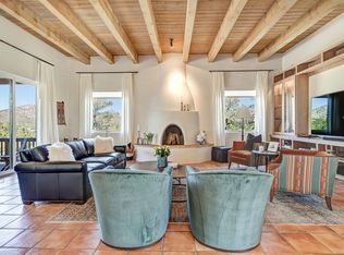 20 Agua Viviendo, Santa Fe, NM 87508