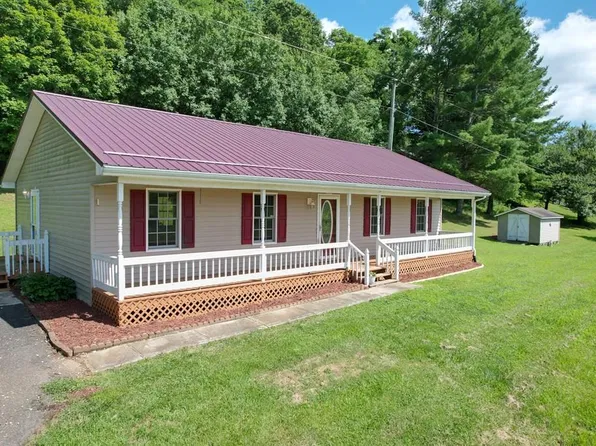751 Waterberry Rd, Woodlawn, VA 24381