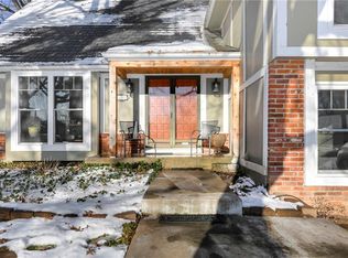 11815 Rosehill Rd, Overland Park, KS 66210