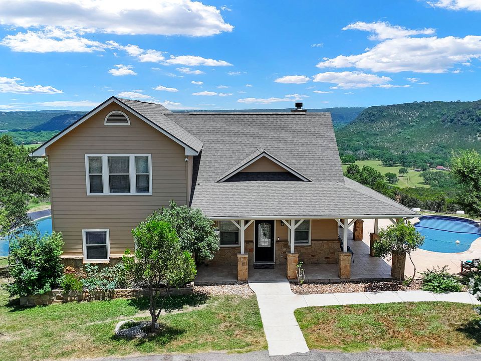 1st image of 385 Turkey Dr