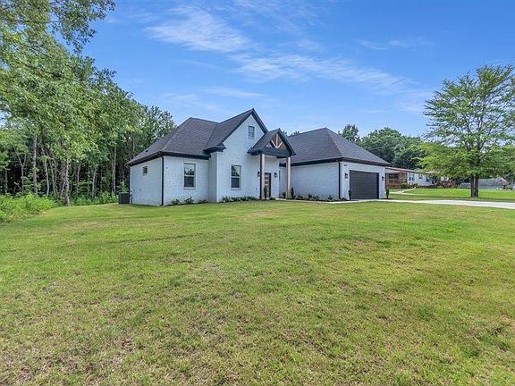 3rd image of 2939 Brighton Clopton Rd