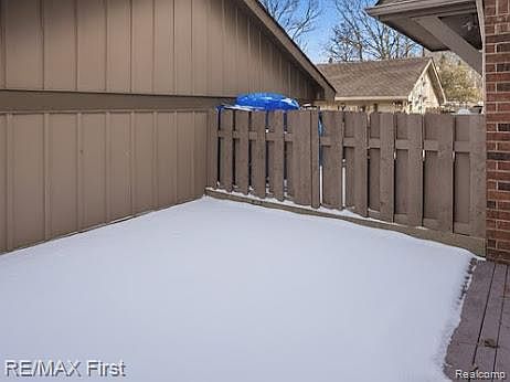 4th image of 845 Langdon Ct