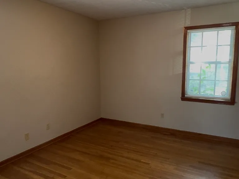 3611 Naylor Dr — Photo 14