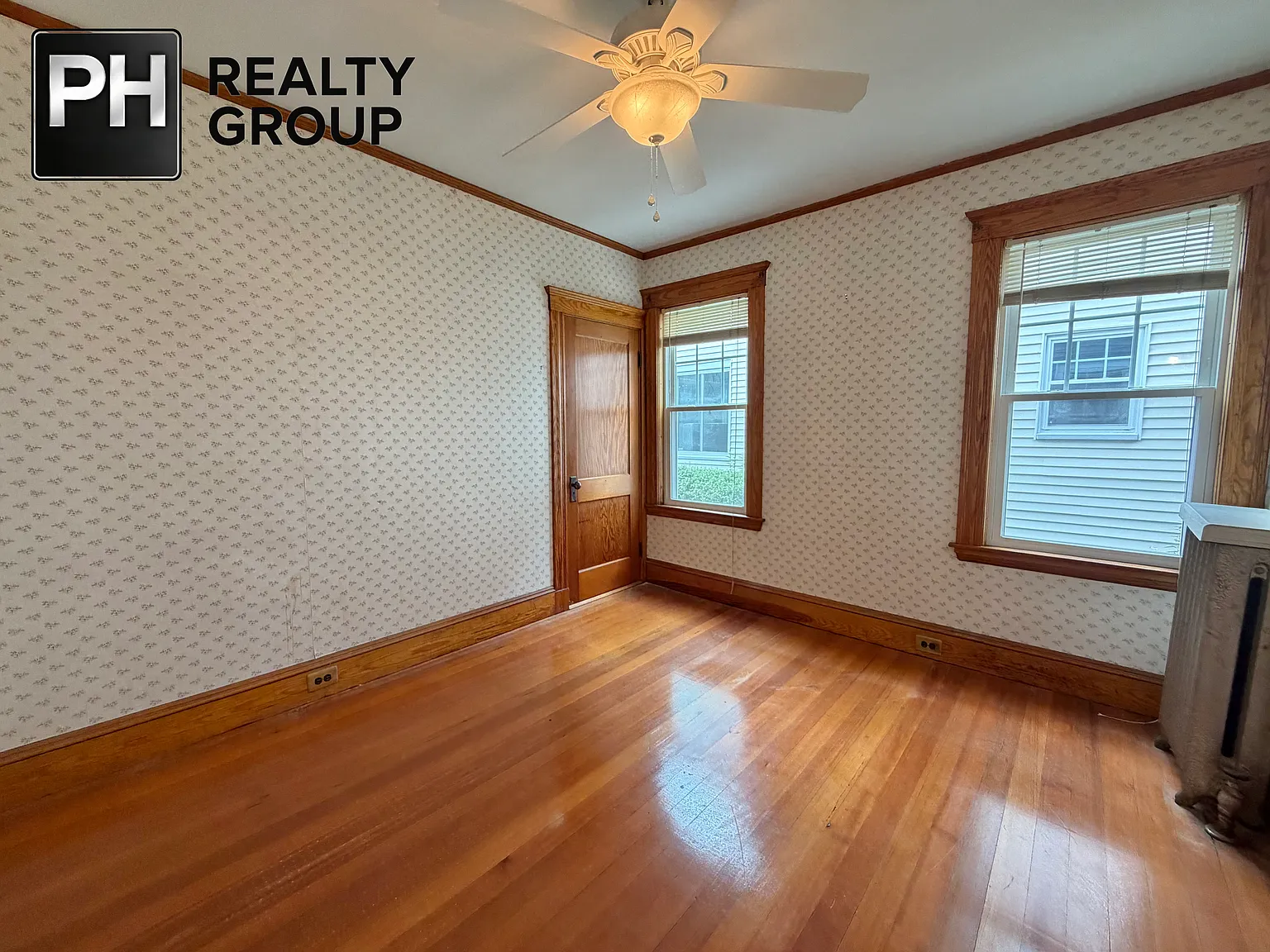 2 bed, 1100 sqft, $2,400 — Photo 4