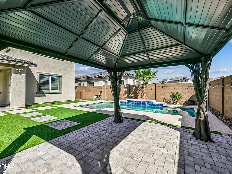 14049 W Desert Hollow Dr — Photo 44