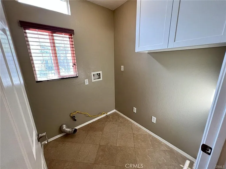 4996 Arborwood Ln — Photo 14