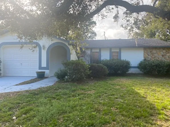 2105 Arbuckle Rd, Spring Hill, FL 34608