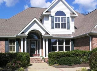 108 Barringer Dr, Newport, NC 28570
